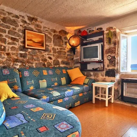 Old, Stone 2 Floor House Above The Sea-najka