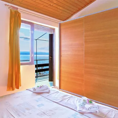 Old, Stone 2 Floor House Above The Sea-najka Apartment *