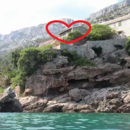 Old, Stone 2 Floor House Above The Sea-najka Apartment Pisak