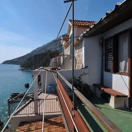 Old, Stone 2 Floor House Above The Sea-najka Apartment
