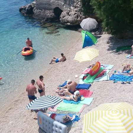 Apartmán Old, Stone 2 Floor House Above The Sea-najka Pisak