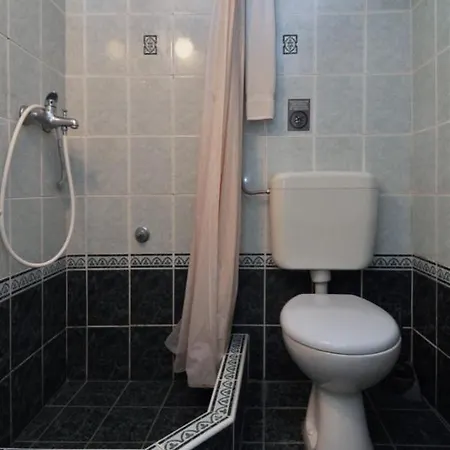 Old, Stone 2 Floor House Above The Sea-najka *