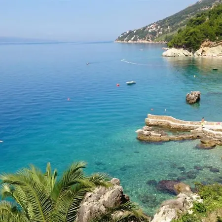 公寓 Old, Stone 2 Floor House Above The Sea-najka 皮萨克